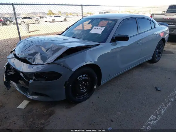 2C3CDXBG6MH608454 2021 DODGE CHARGER - Image 2