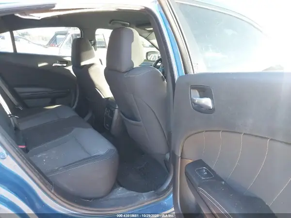 2C3CDXBG6MH612844 2021 DODGE CHARGER - Image 8