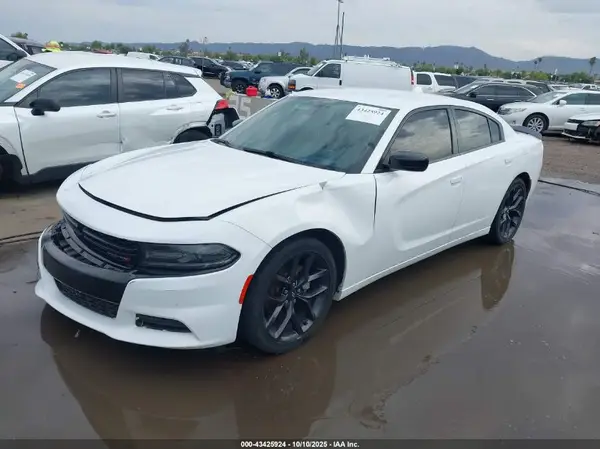 2C3CDXBG6MH626730 2021 DODGE CHARGER - Image 2