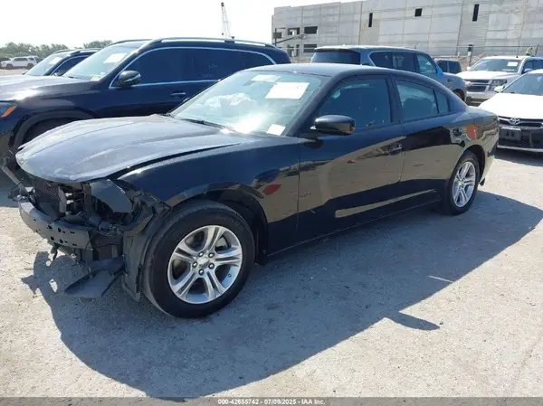 2C3CDXBG6PH683403 2023 DODGE CHARGER - Image 2