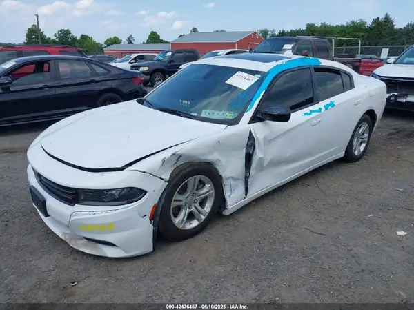 2C3CDXBG6PH698242 2023 DODGE CHARGER - Image 2