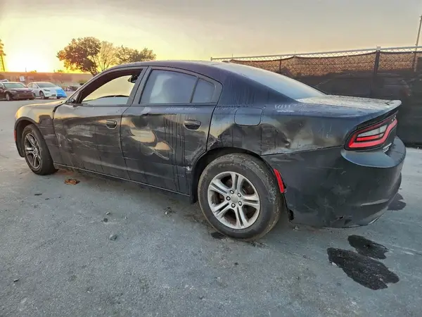 2C3CDXBG7GH103947 2016 DODGE CHARGER - Image 2