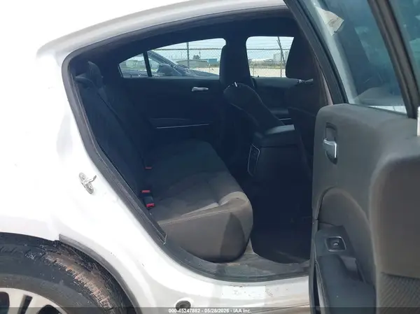 2C3CDXBG7GH123017 2016 DODGE CHARGER - Image 8