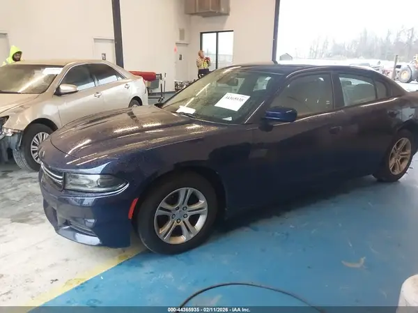 2C3CDXBG7GH228589 2016 DODGE CHARGER - Image 2