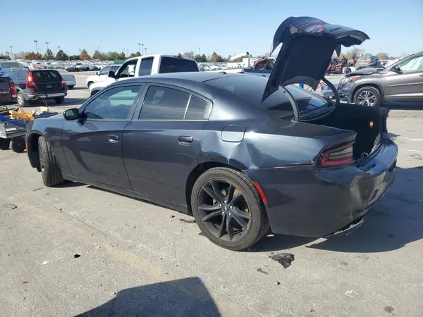 2C3CDXBG7JH135479 2018 DODGE CHARGER - Image 2