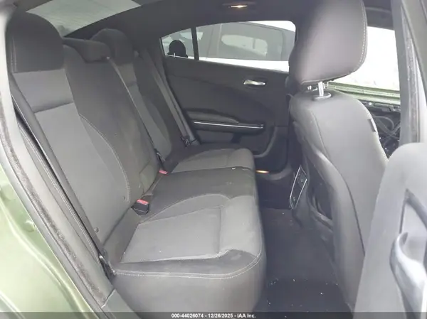 2C3CDXBG7JH158003 2018 DODGE CHARGER - Image 8
