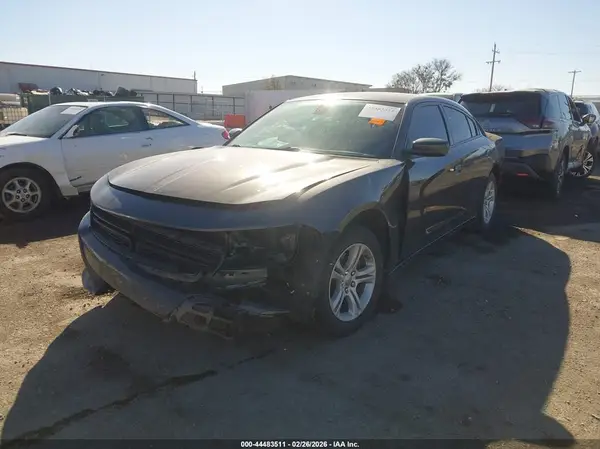 2C3CDXBG7JH173780 2018 DODGE CHARGER - Image 2