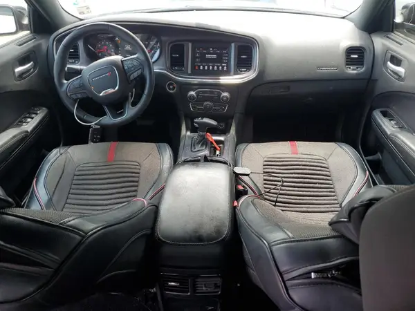 2C3CDXBG7JH186352 2018 DODGE CHARGER - Image 8