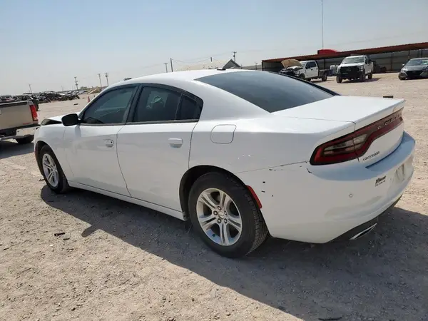 2C3CDXBG7JH196606 2018 DODGE CHARGER - Image 2