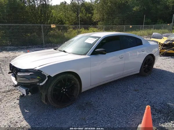 2C3CDXBG7JH227109 2018 DODGE CHARGER - Image 2