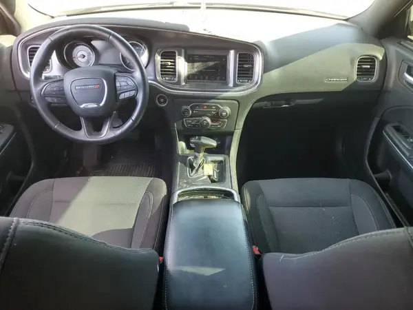 2C3CDXBG7JH273524 2018 DODGE CHARGER - Image 8