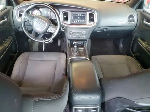 2C3CDXBG7JH279811 2018 DODGE CHARGER - Image 8