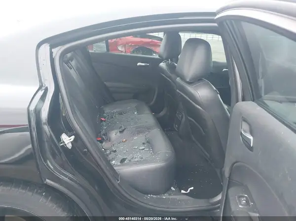 2C3CDXBG7JH281025 2018 DODGE CHARGER - Image 8