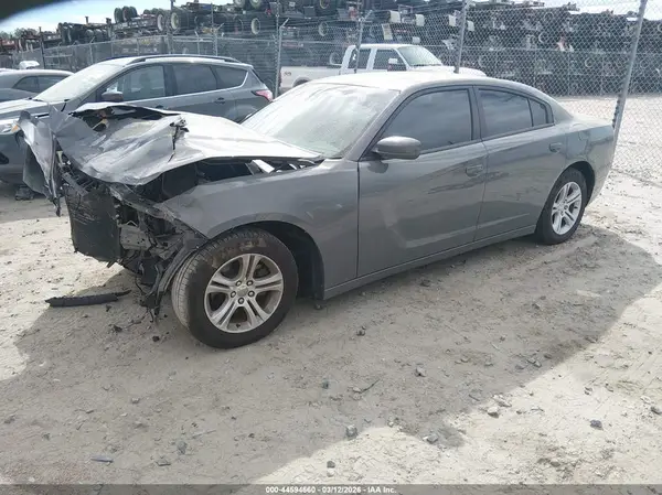 2C3CDXBG7JH290971 2018 DODGE CHARGER - Image 2