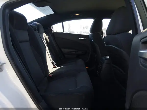 2C3CDXBG7JH307090 2018 DODGE CHARGER - Image 8