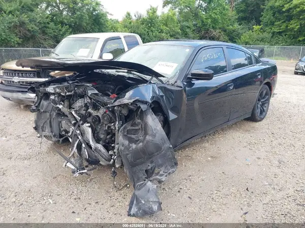2C3CDXBG7JH313245 2018 DODGE CHARGER - Image 2