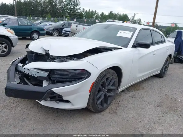 2C3CDXBG7KH553557 2019 DODGE CHARGER - Image 2