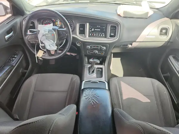 2C3CDXBG7KH588597 2019 DODGE CHARGER - Image 8