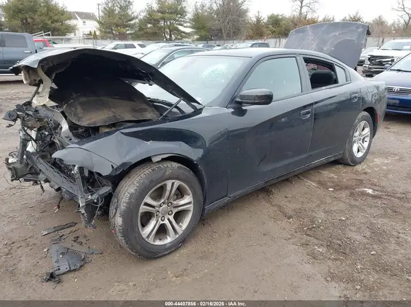 2C3CDXBG7KH658177 2019 DODGE CHARGER - Image 2
