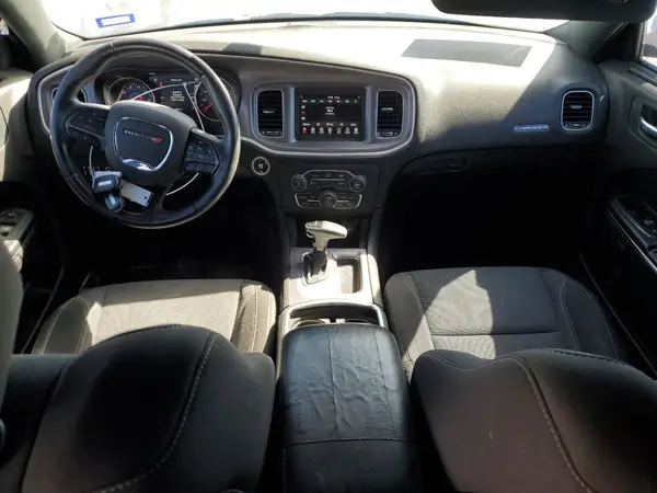2C3CDXBG7KH670393 2019 DODGE CHARGER - Image 8
