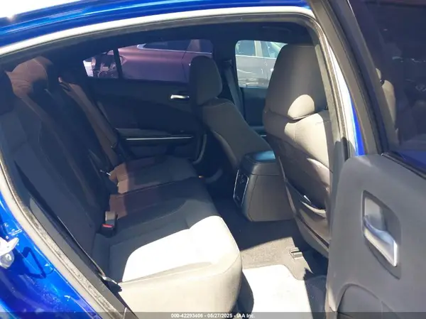2C3CDXBG7KH670538 2019 DODGE CHARGER - Image 8
