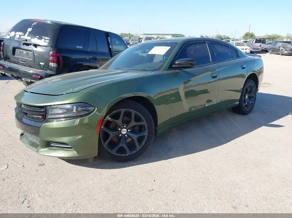 2C3CDXBG7KH715199 2019 DODGE CHARGER - Image 2