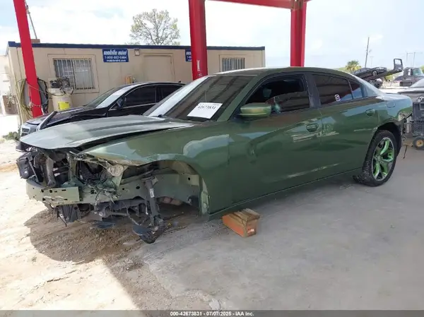 2C3CDXBG7KH725361 2019 DODGE CHARGER - Image 2