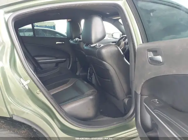2C3CDXBG7KH725361 2019 DODGE CHARGER - Image 8