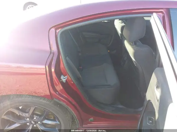 2C3CDXBG7KH732665 2019 DODGE CHARGER - Image 8