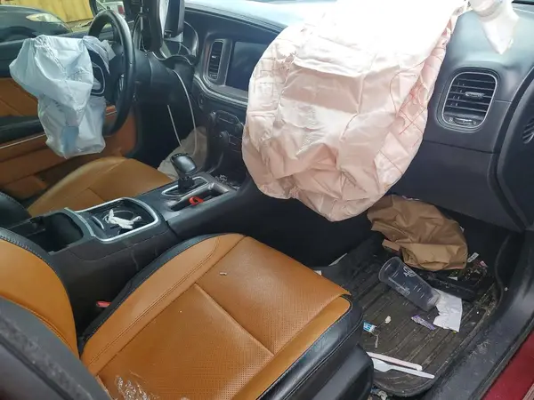 2C3CDXBG7KH745805 2019 DODGE CHARGER - Image 8