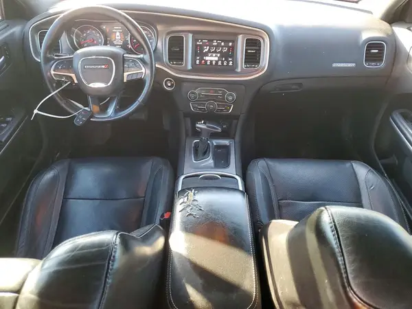 2C3CDXBG7KH748199 2019 DODGE CHARGER - Image 8