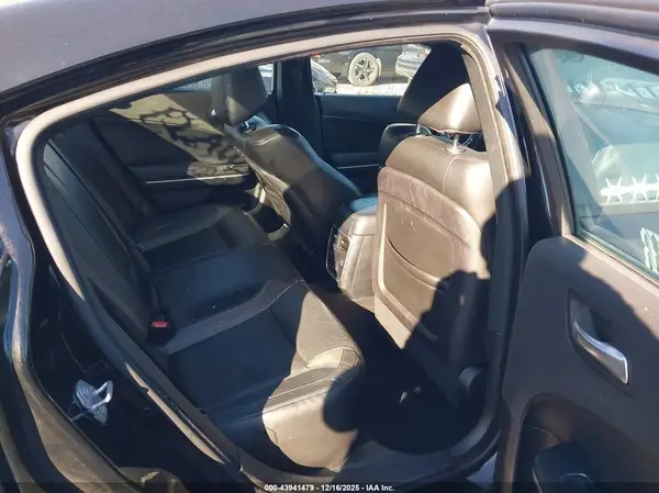 2C3CDXBG7KH753192 2019 DODGE CHARGER - Image 8