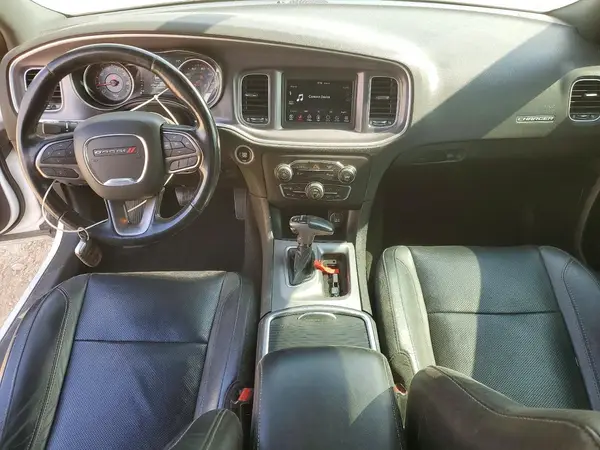 2C3CDXBG7LH139843 2020 DODGE CHARGER - Image 8