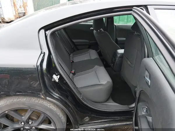 2C3CDXBG7MH575268 2021 DODGE CHARGER - Image 8