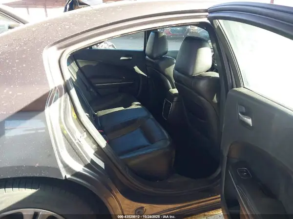 2C3CDXBG7MH638465 2021 DODGE CHARGER - Image 8