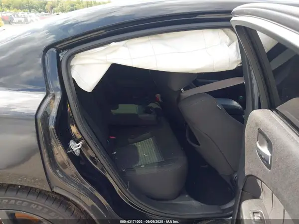 2C3CDXBG7MH678450 2021 DODGE CHARGER - Image 8