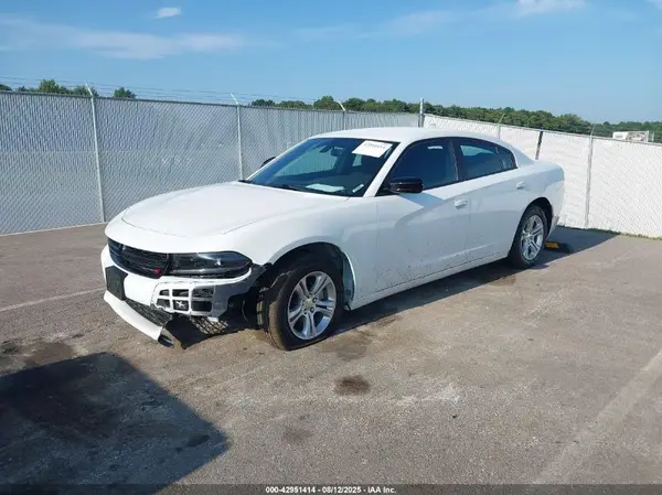2C3CDXBG7PH564422 2023 DODGE CHARGER - Image 2