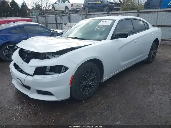2C3CDXBG7PH568650 2023 DODGE CHARGER - Image 2