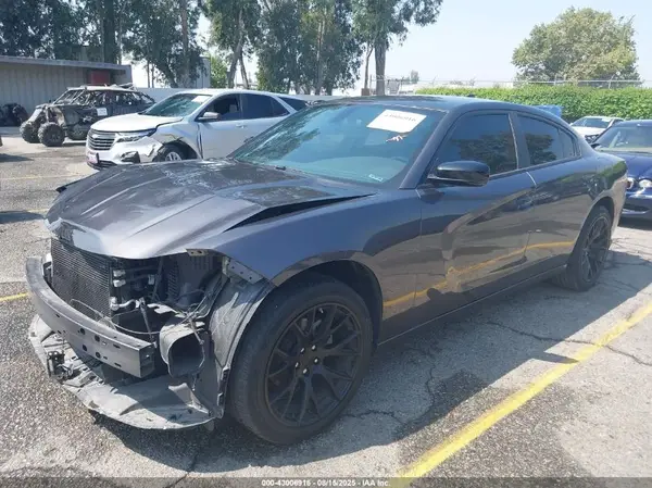 2C3CDXBG7PH608032 2023 DODGE CHARGER - Image 2
