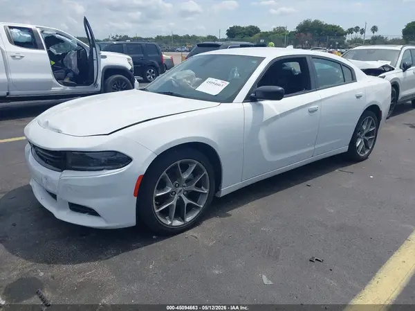 2C3CDXBG7PH613070 2023 DODGE CHARGER - Image 2
