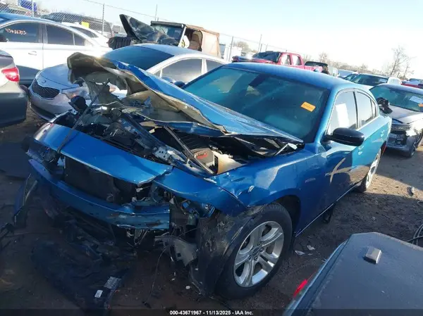 2C3CDXBG7PH674385 2023 DODGE CHARGER - Image 2