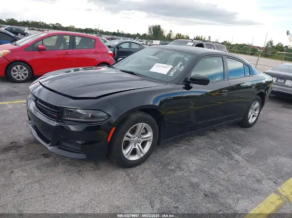 2C3CDXBG7PH690814 2023 DODGE CHARGER - Image 2