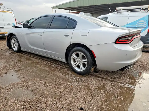 2C3CDXBG7PH702928 2023 DODGE CHARGER - Image 2