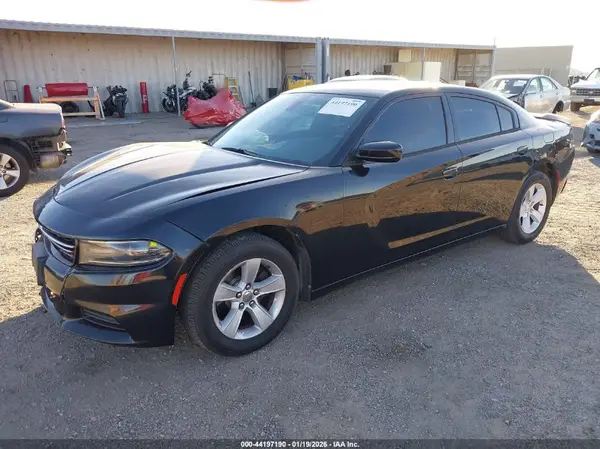 2C3CDXBG8GH109286 2016 DODGE CHARGER - Image 2