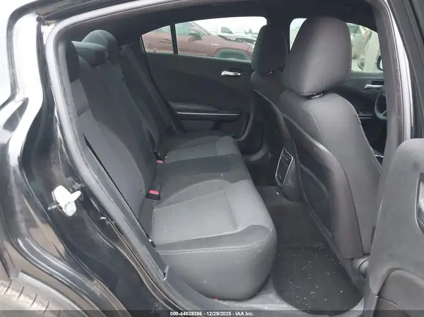 2C3CDXBG8GH188202 2016 DODGE CHARGER - Image 8
