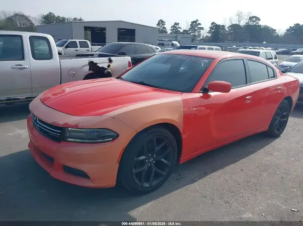2C3CDXBG8HH503940 2017 DODGE CHARGER - Image 2