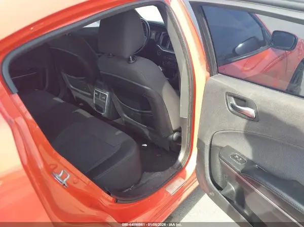 2C3CDXBG8HH503940 2017 DODGE CHARGER - Image 8