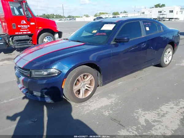 2C3CDXBG8HH532452 2017 DODGE CHARGER - Image 2