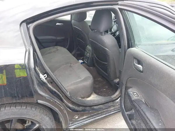 2C3CDXBG8HH581988 2017 DODGE CHARGER - Image 8