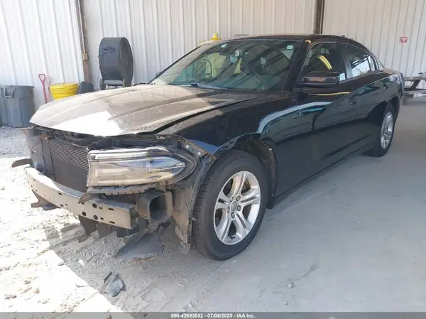 2C3CDXBG8HH660383 2017 DODGE CHARGER - Image 2